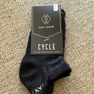 😀 Tavi Noir Black Athletic Socks for Men